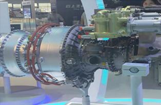 �ߏ�(qi��ng)��ճ�ӭh(hu��n)���z��